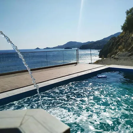 Villa Paradise Antiskari Exterior photo
