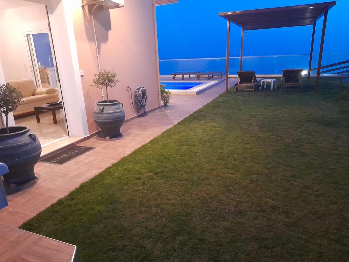 Paradise Villa *